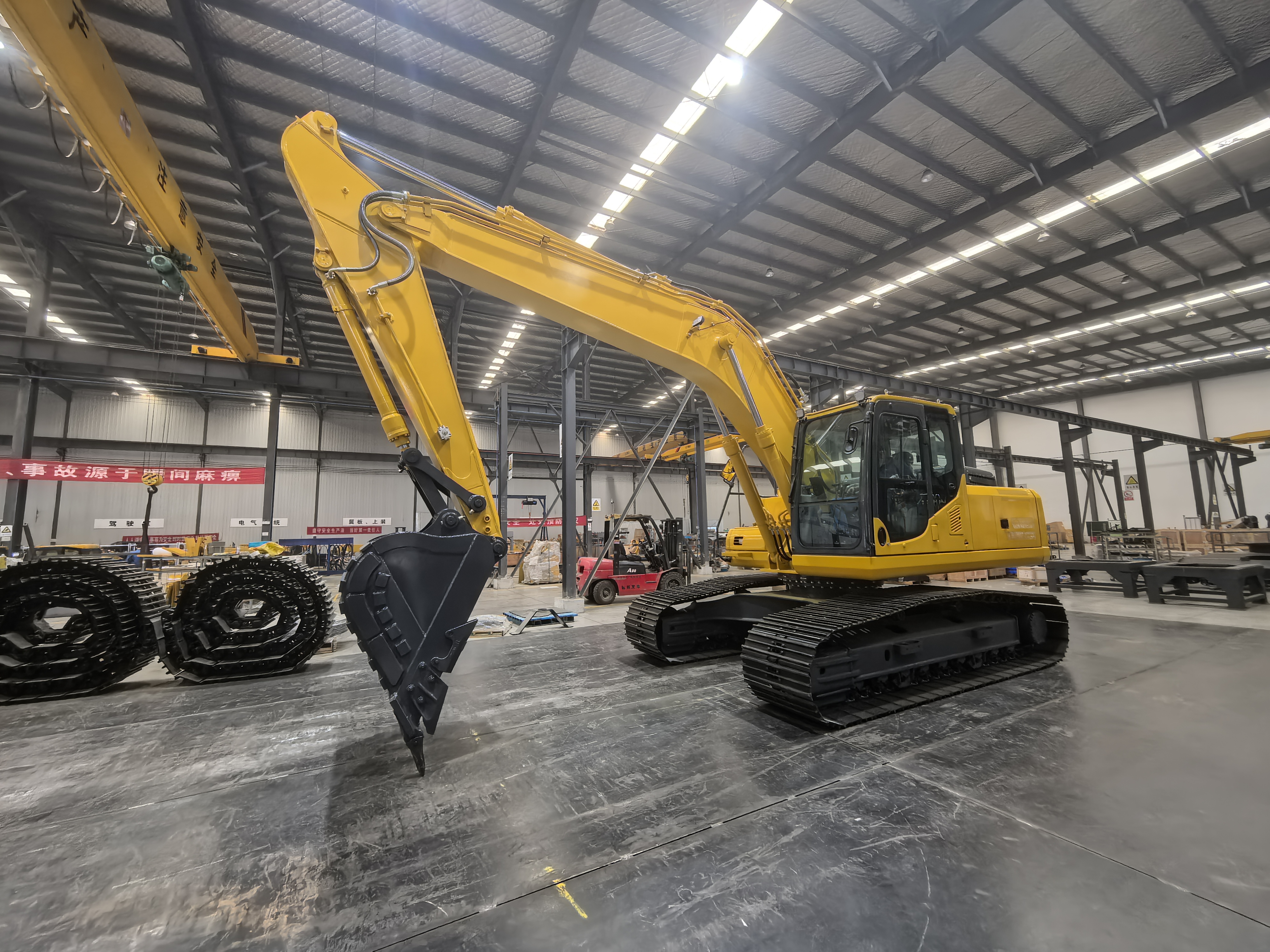 SHITIAN SH200-8 Excavator